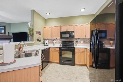8374 S Holland Way Littleton CO 80128