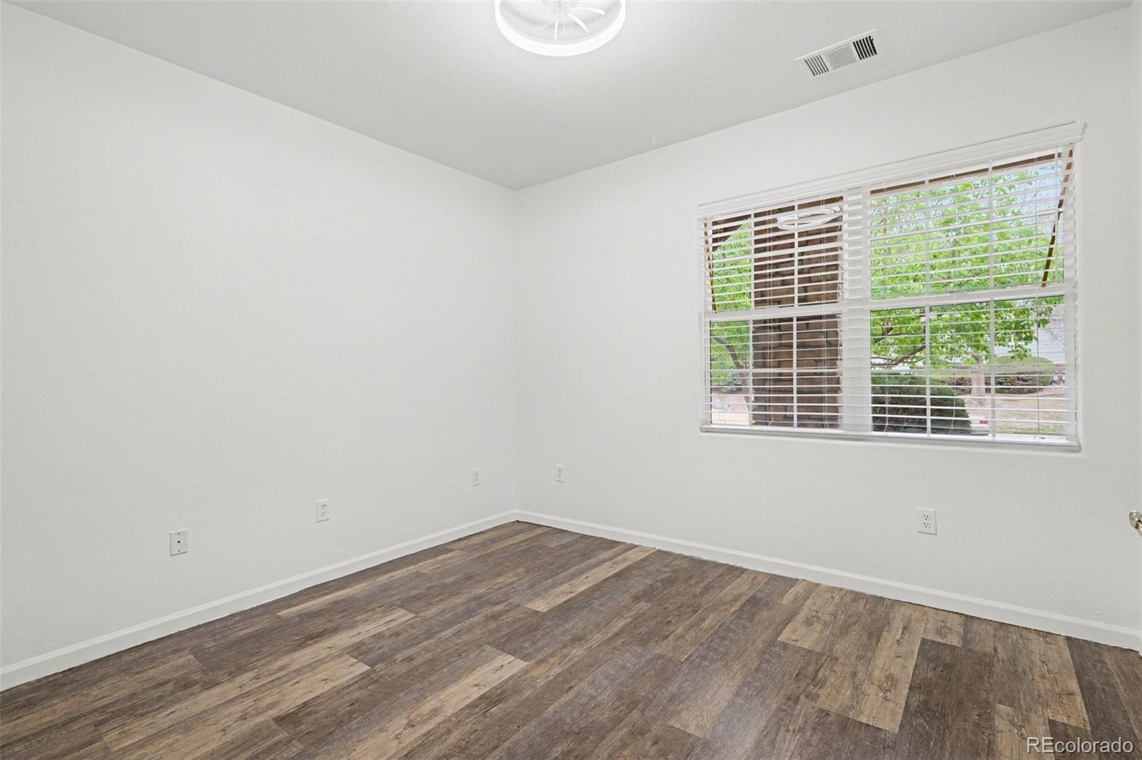 4034 S Carson Street Aurora CO 80014