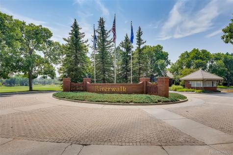 2712 W Greens Place Littleton CO 80123