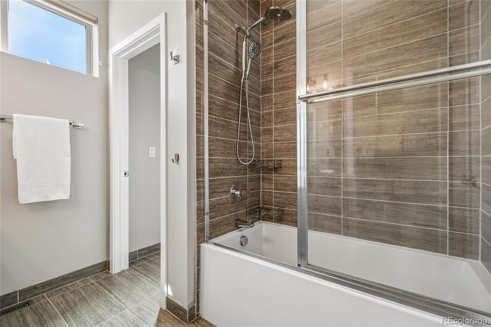 2327 Glenarm Place Denver CO 80205