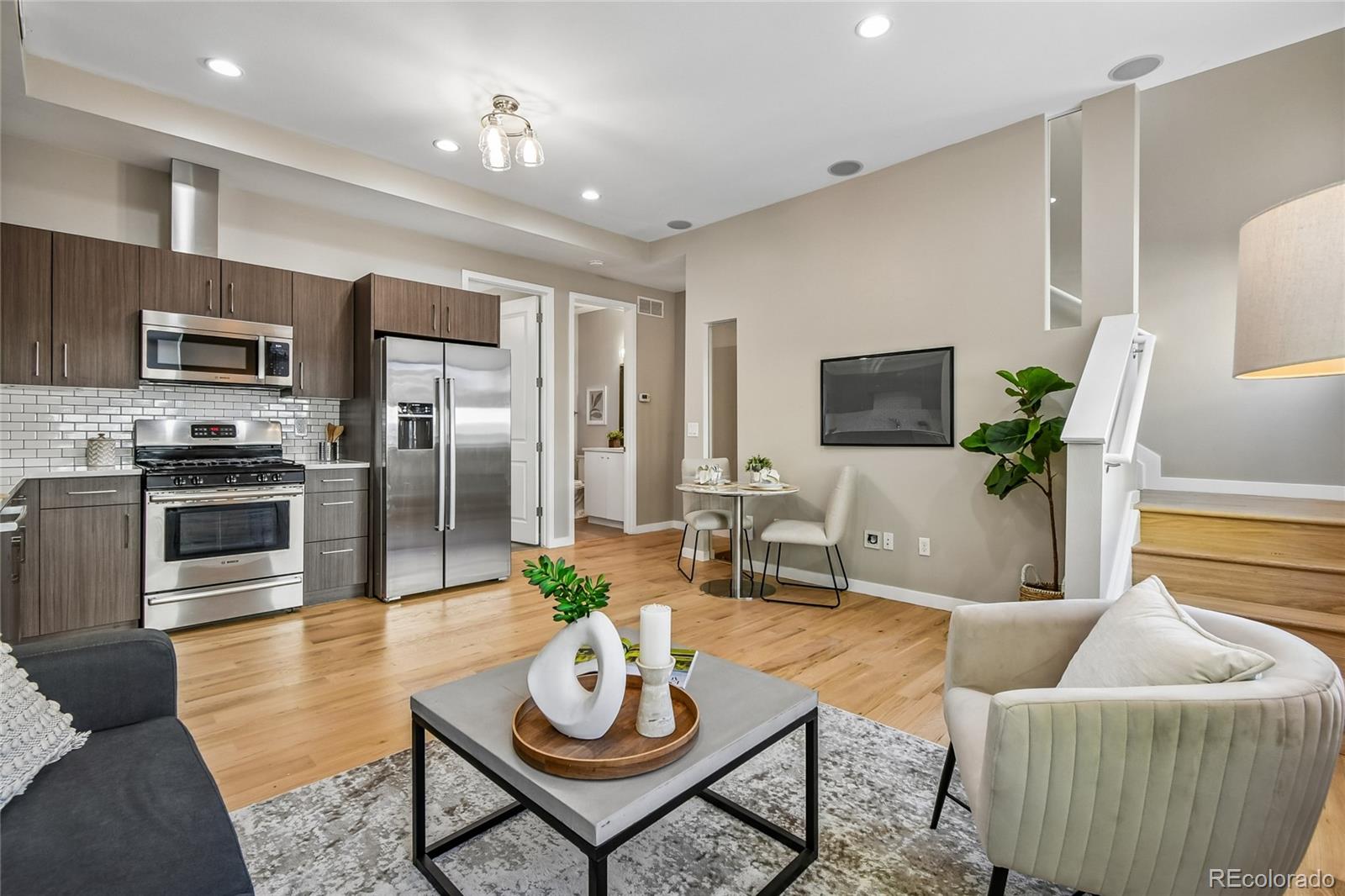 2327 Glenarm Place Denver CO 80205