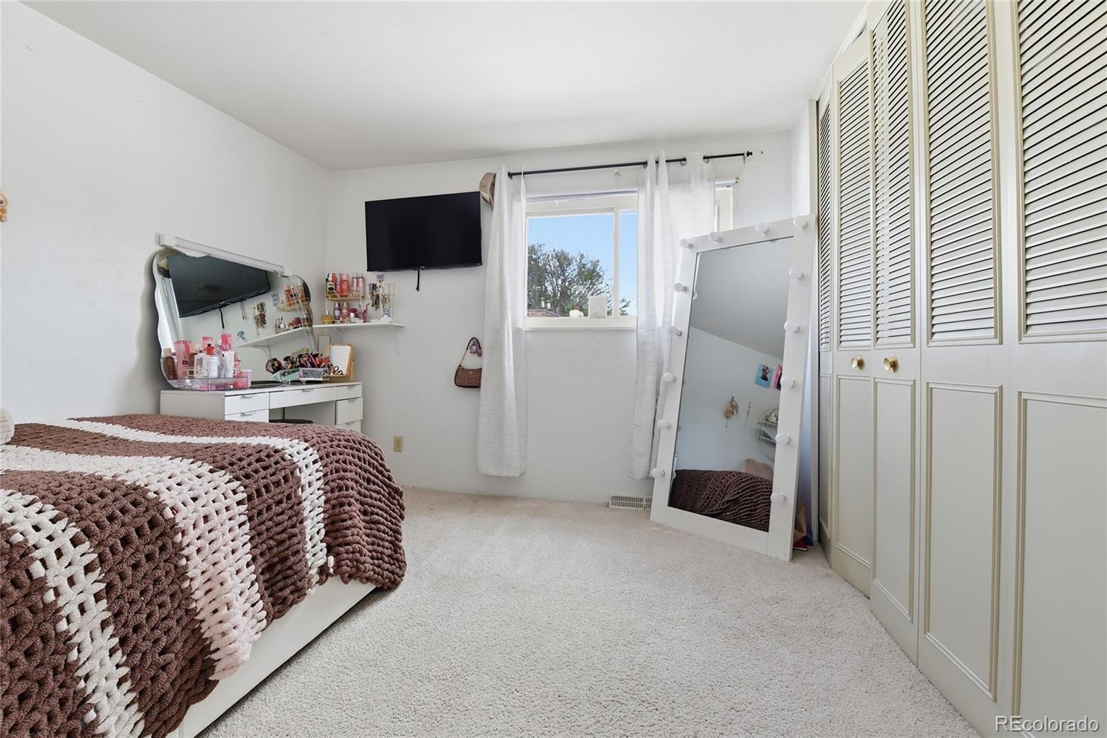 6352 E Mississippi Avenue Denver CO 80224