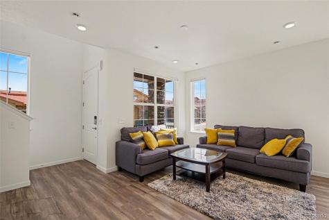 8450 Rizza Street Littleton CO 80129