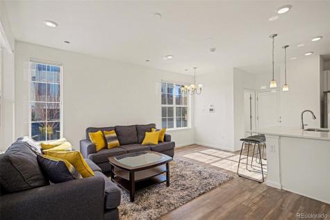 8450 Rizza Street Littleton CO 80129