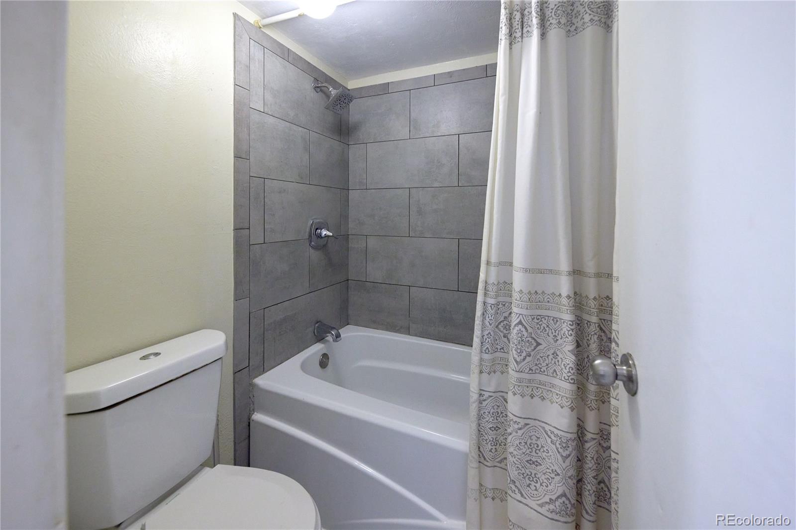 7665 E Eastman Avenue Denver CO 80231