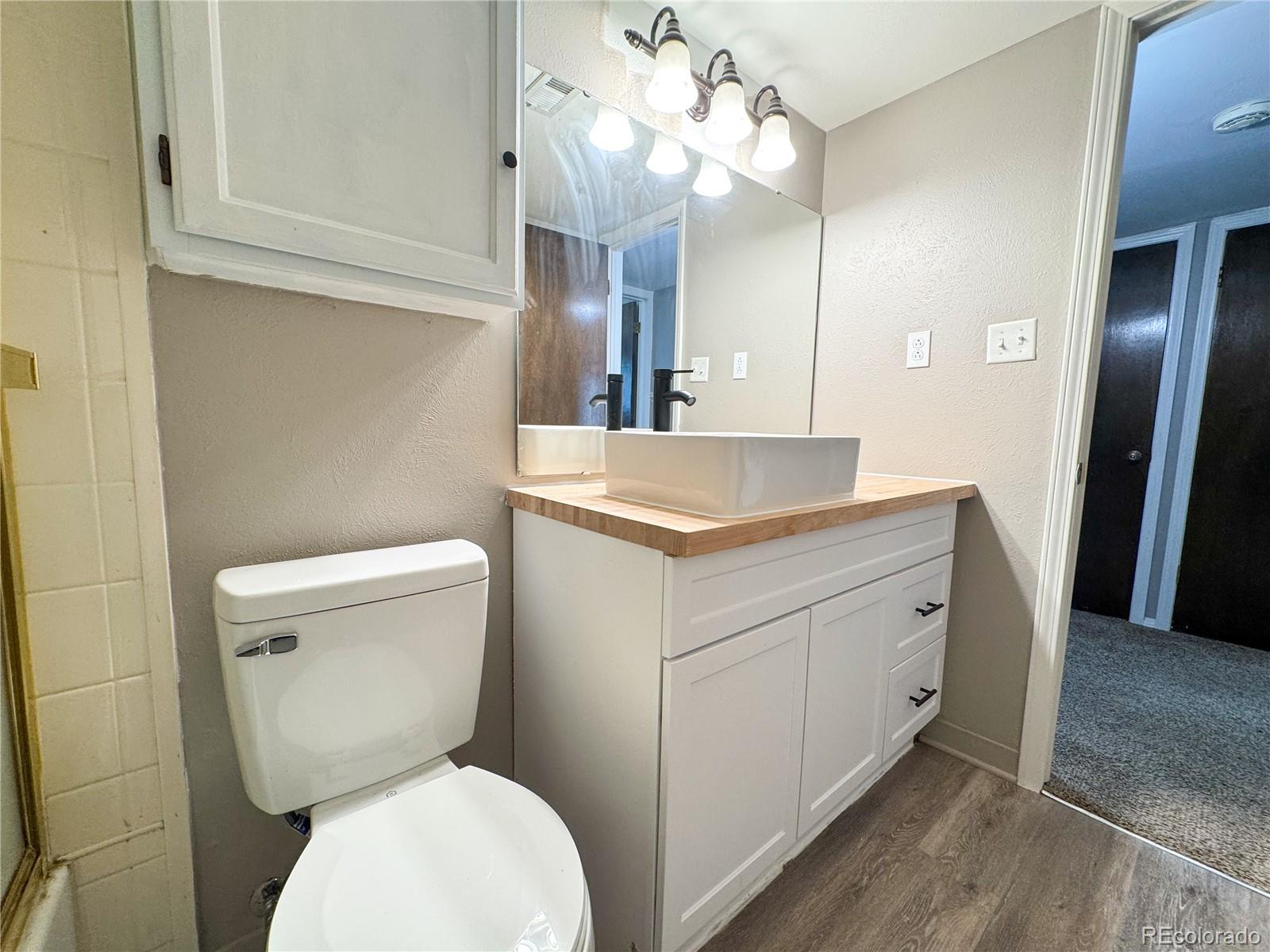 8870 W Jewell Avenue Lakewood CO 80232