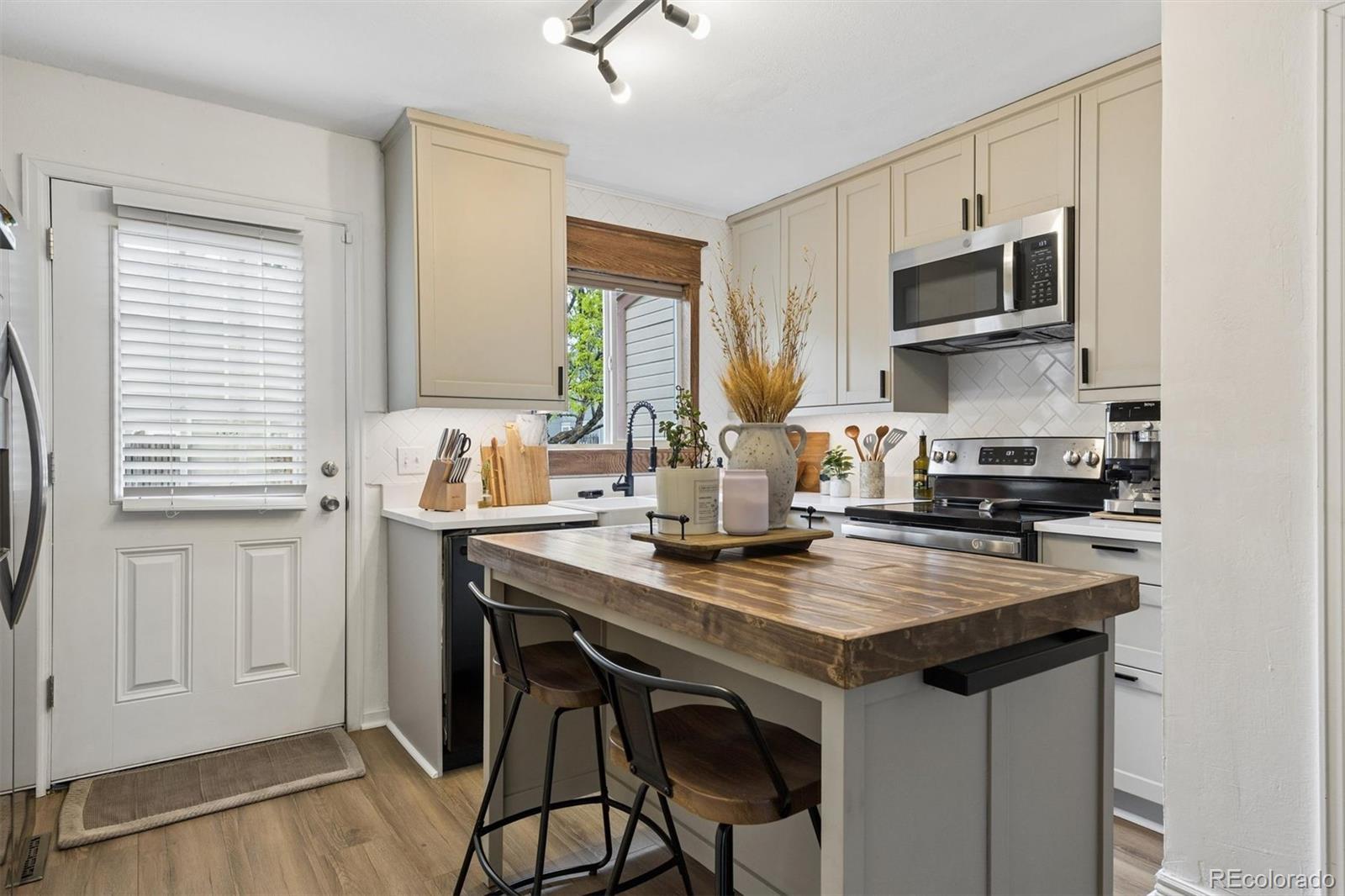 14201 E Hawaii Circle Aurora CO 80012