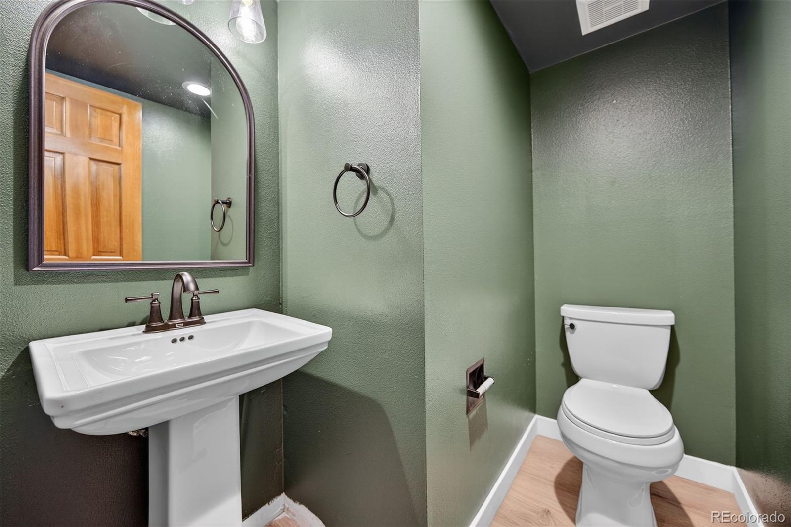 4110 S Evanston Circle Aurora CO 80014