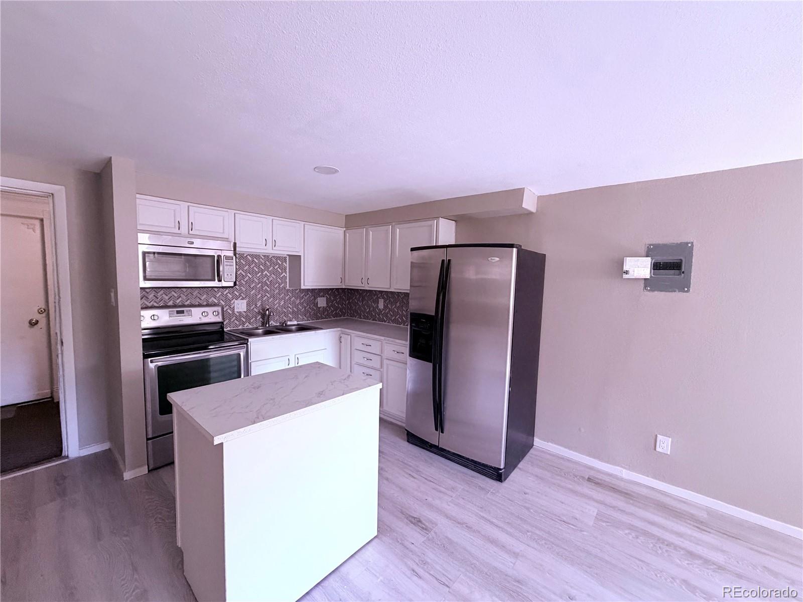 8828 E Florida Avenue Denver CO 80247