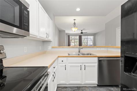 9043 W Phillips Drive Littleton CO 80128