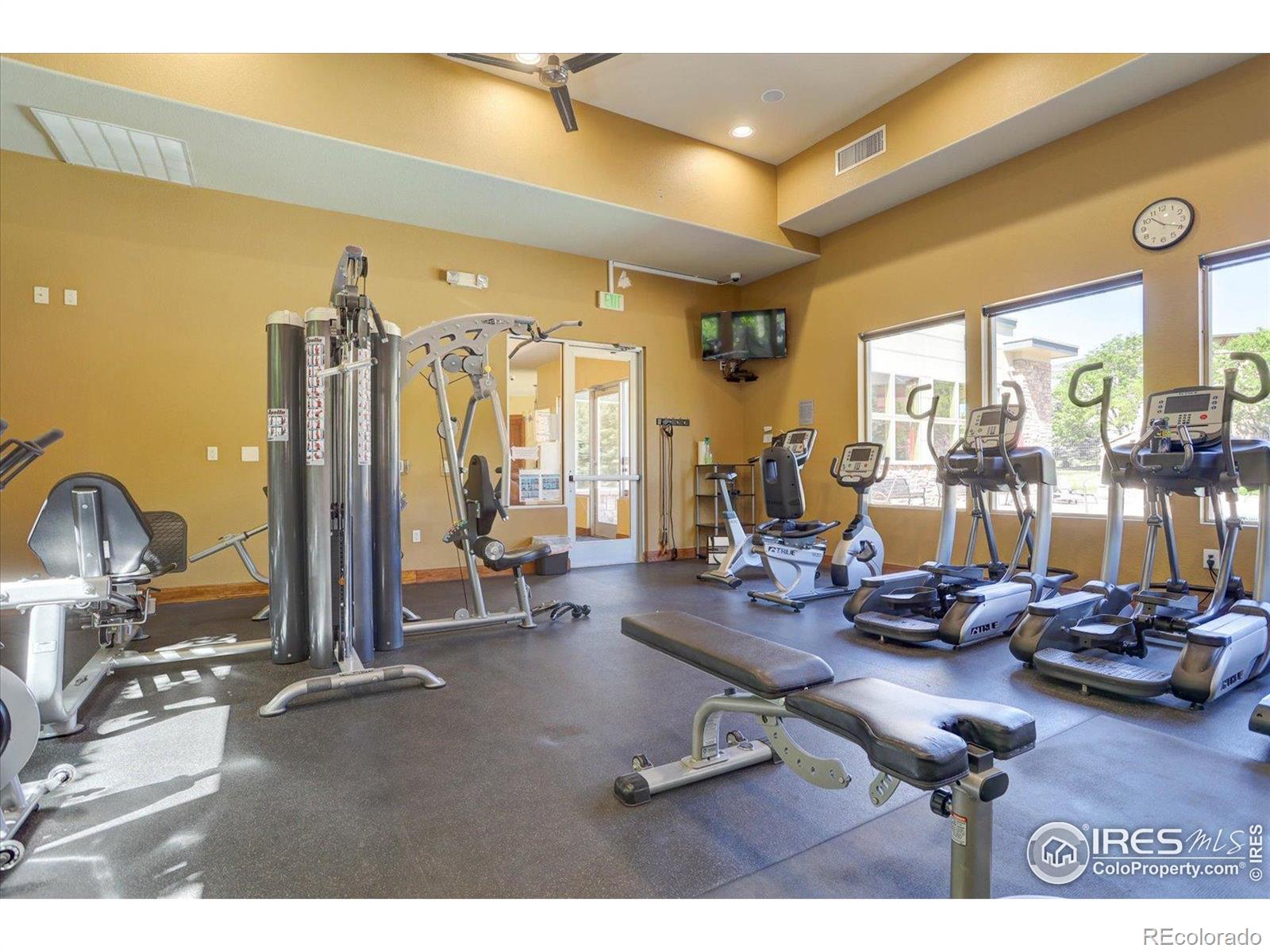 13456 Via Varra Broomfield CO 80020