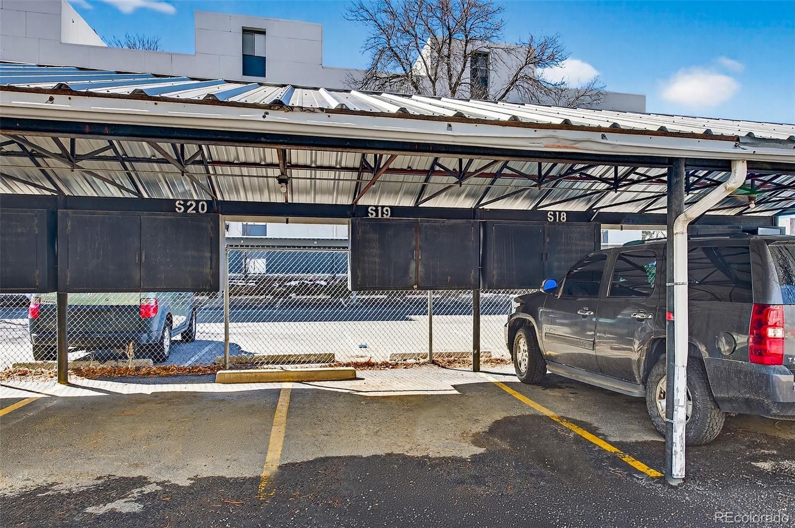 384 S Ironton Street Aurora CO 80012