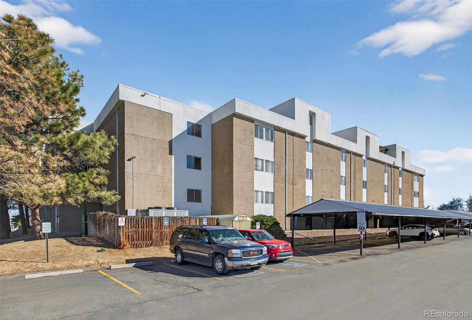 384 S Ironton Street Aurora CO 80012