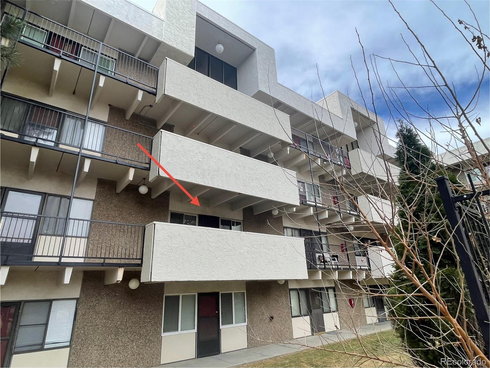 384 S Ironton Street Aurora CO 80012