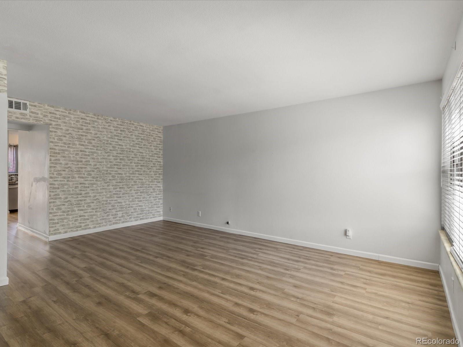1284 S Crystal Way Aurora CO 80012