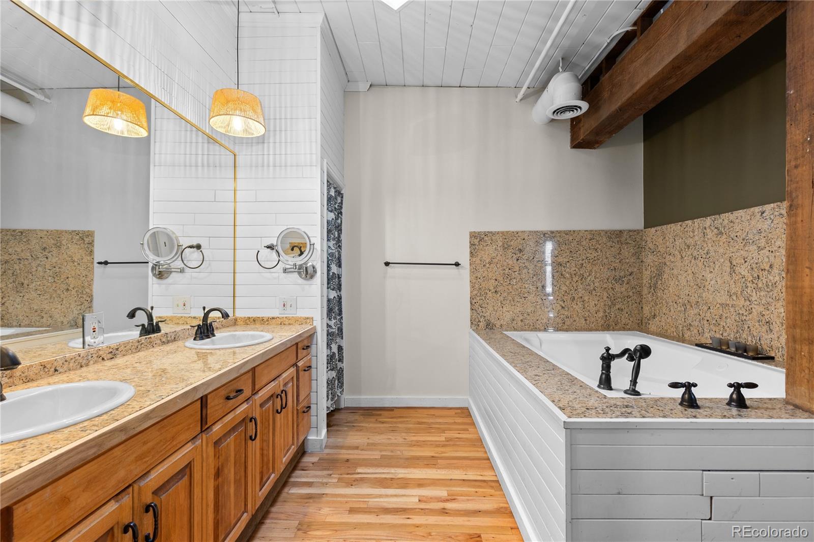 1940 Blake Street Denver CO 80202