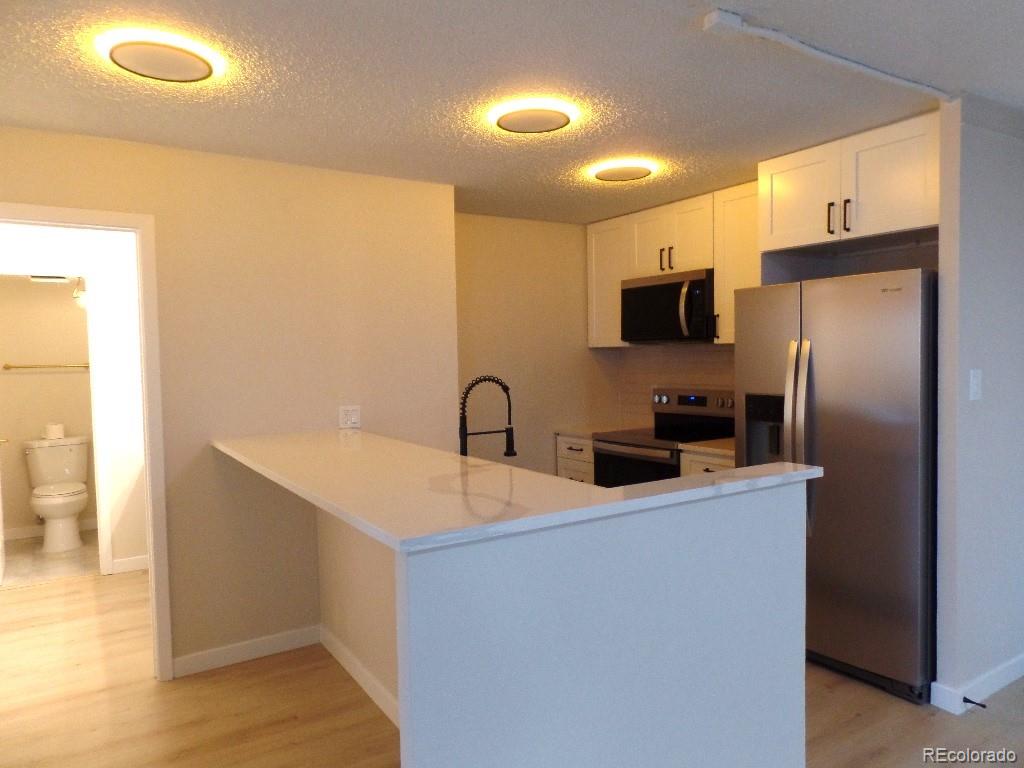 2880 S Locust Street Denver CO 80222