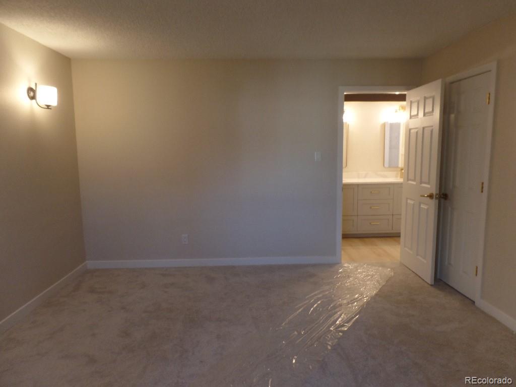 2880 S Locust Street Denver CO 80222