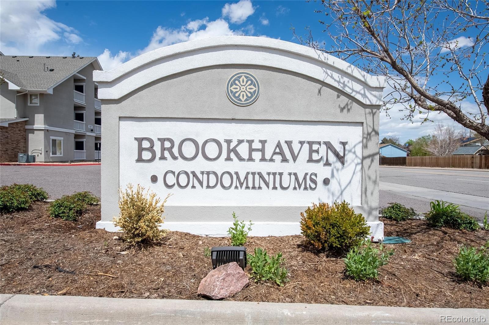 1881 S Dunkirk Street Aurora CO 80017