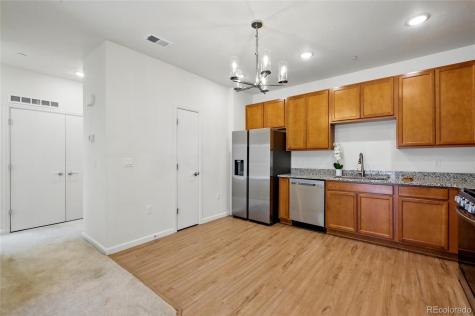 1881 S Dunkirk Street Aurora CO 80017