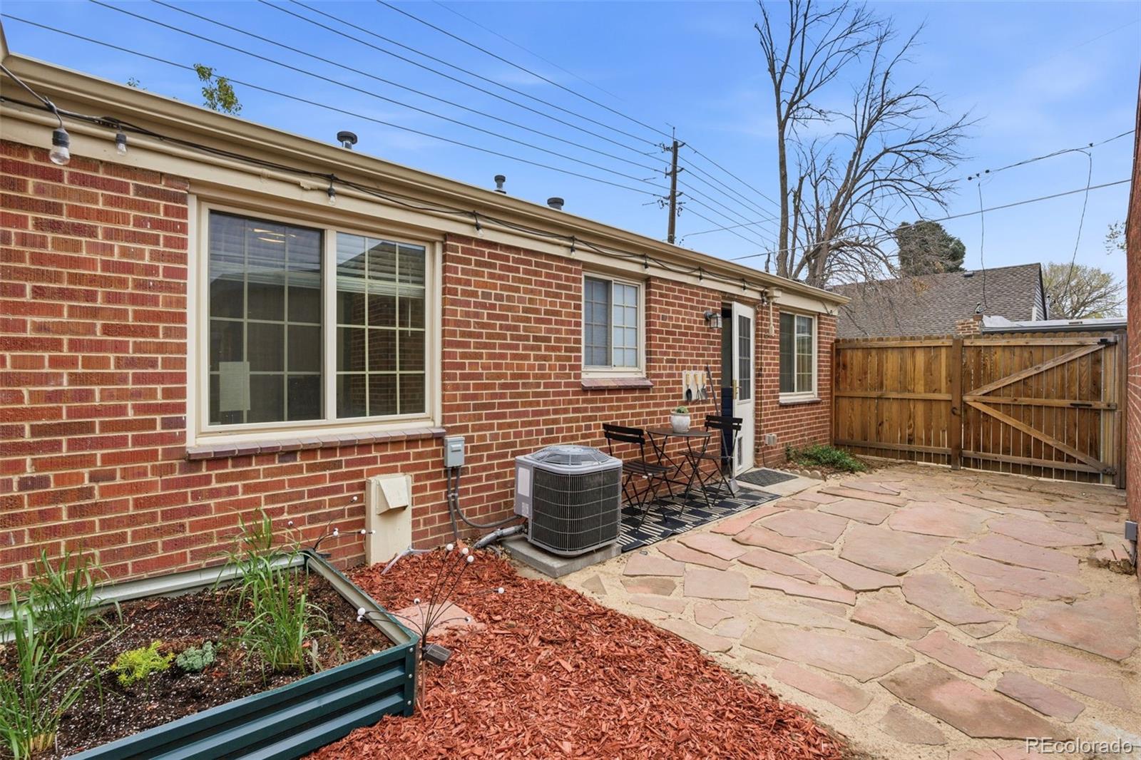 5018 E 8th Avenue Denver CO 80220