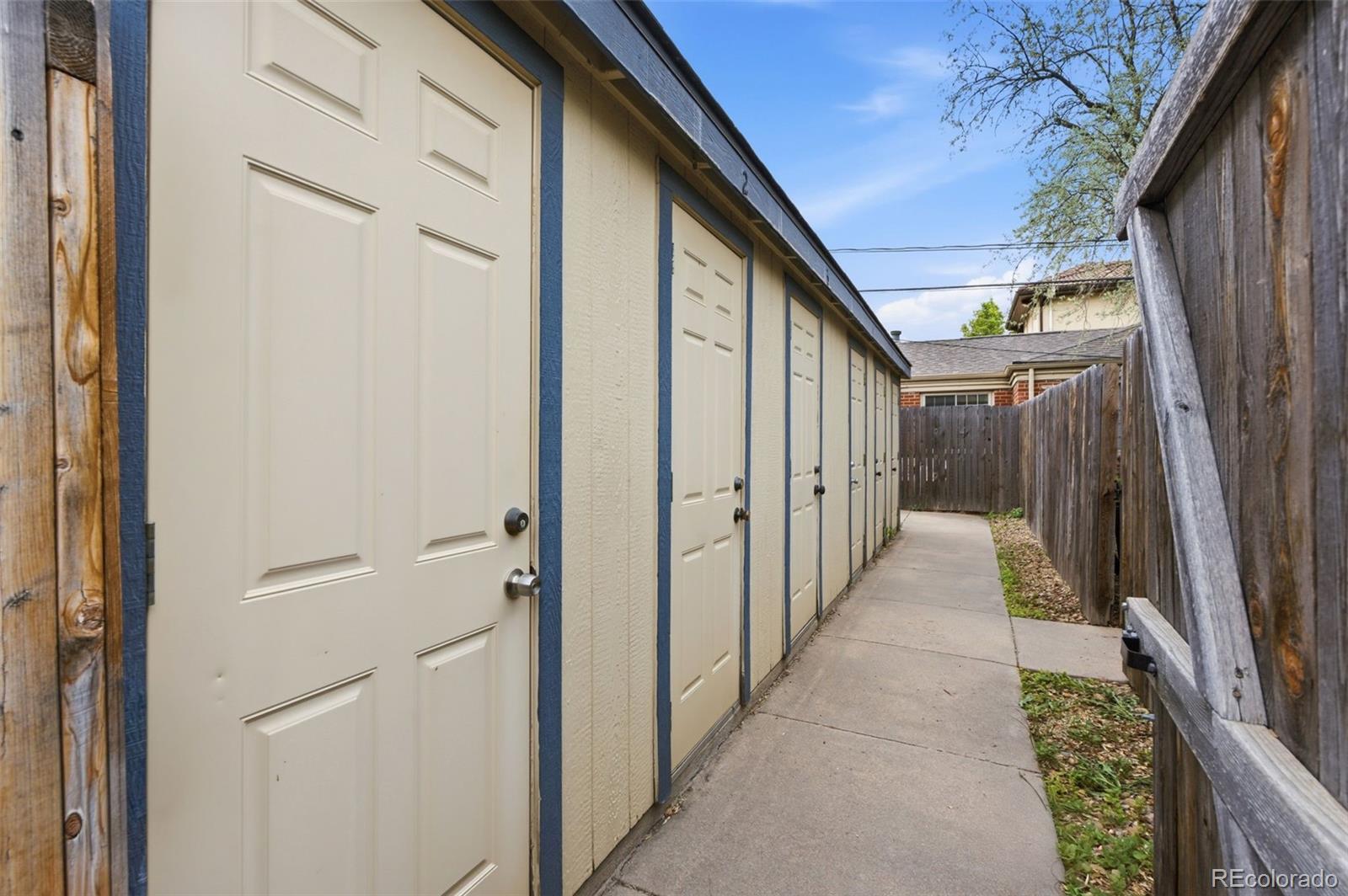 5018 E 8th Avenue Denver CO 80220