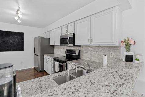 7205 S Gaylord Street Centennial CO 80122