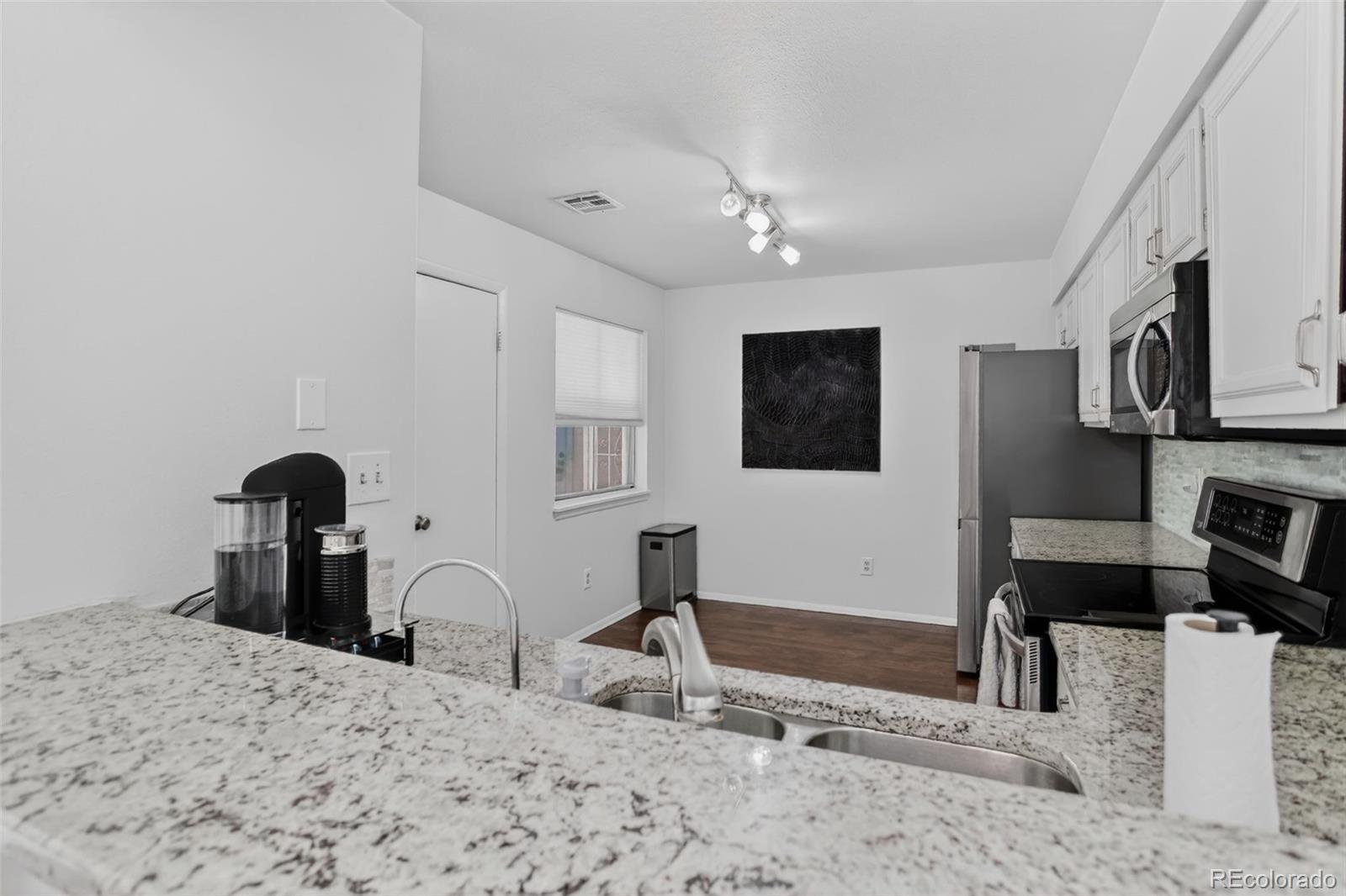 7205 S Gaylord Street Centennial CO 80122
