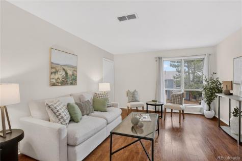 7205 S Gaylord Street Centennial CO 80122