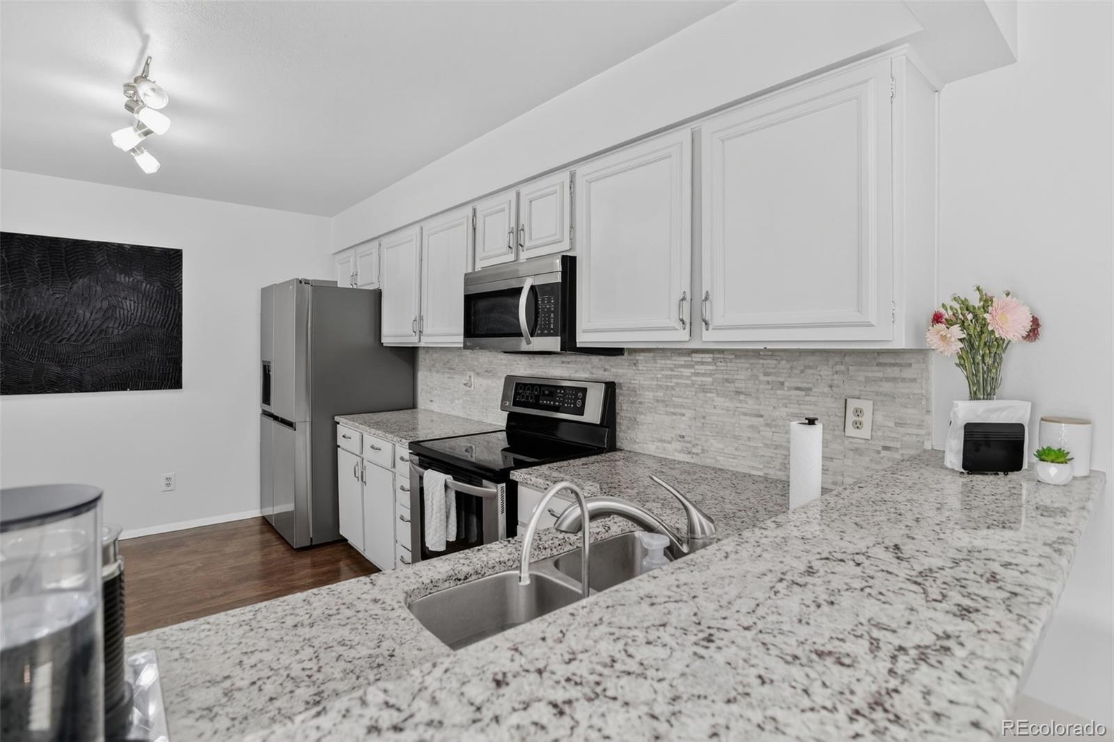 7205 S Gaylord Street Centennial CO 80122