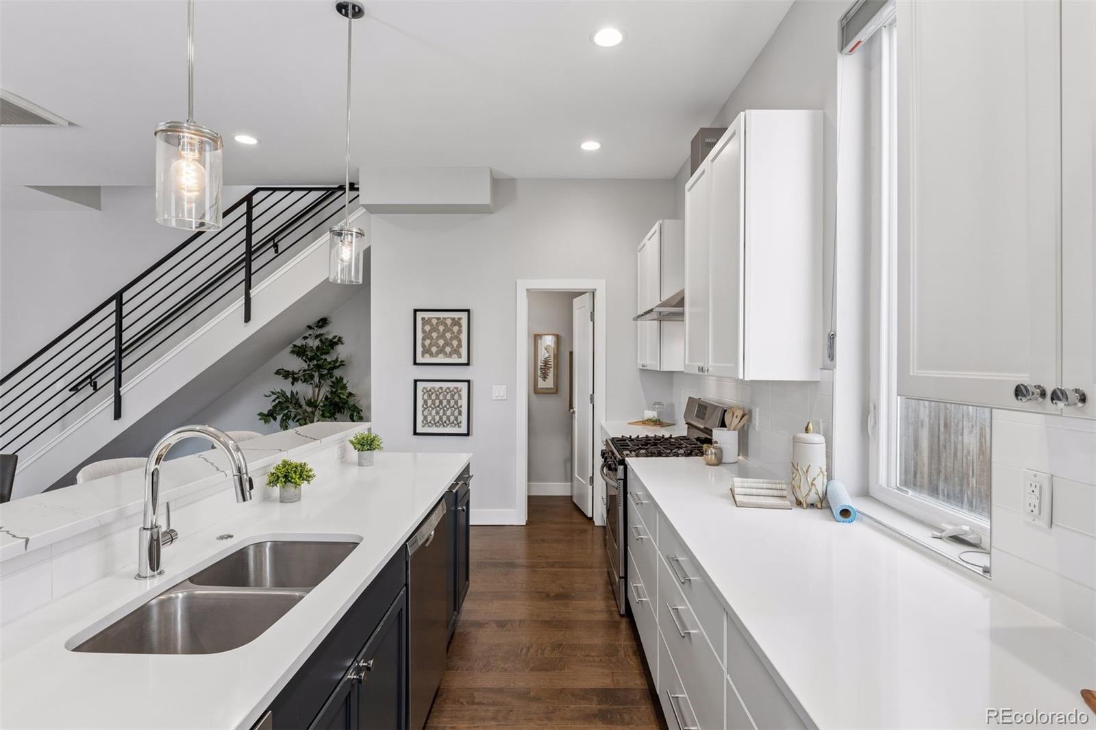 1235 Perry Street Denver CO 80204