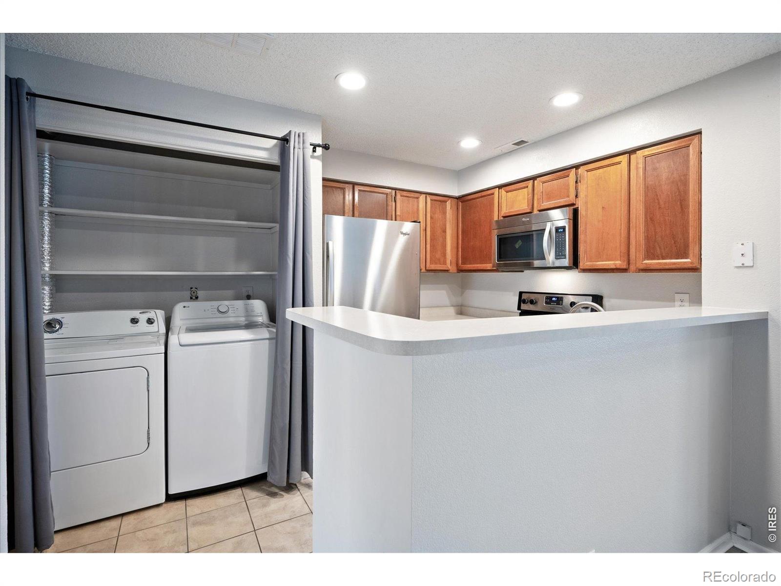 846 S Vance Street Lakewood CO 80226