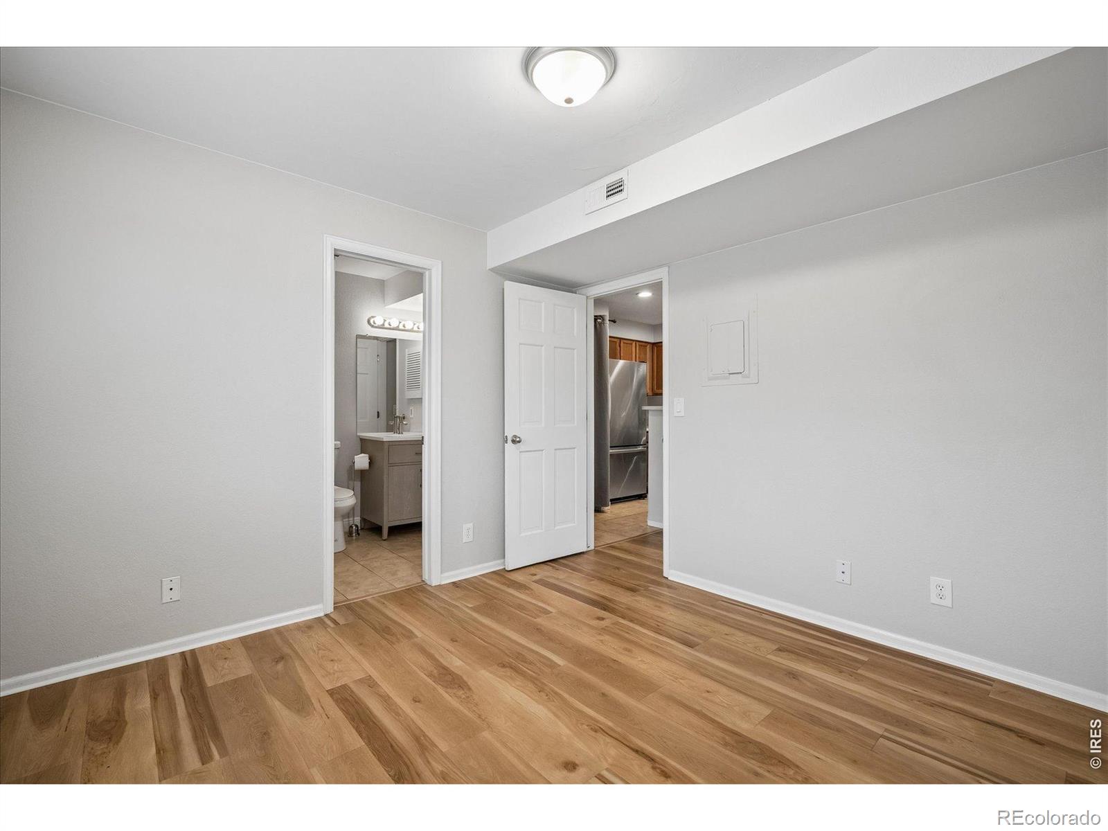 846 S Vance Street Lakewood CO 80226
