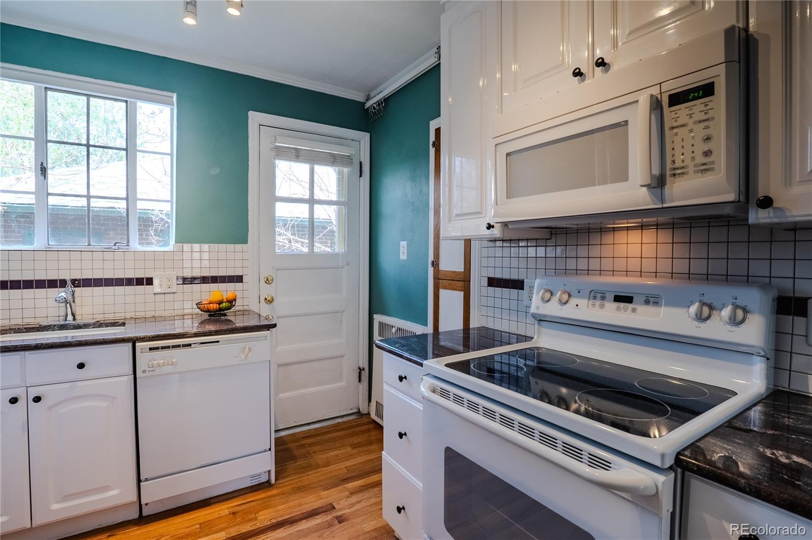 485 S Logan Street Denver CO 80209