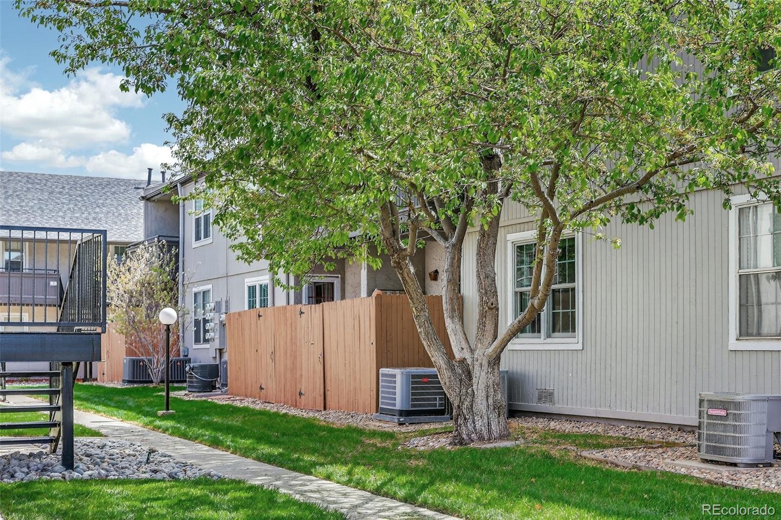 7110 S Gaylord Street Centennial CO 80122