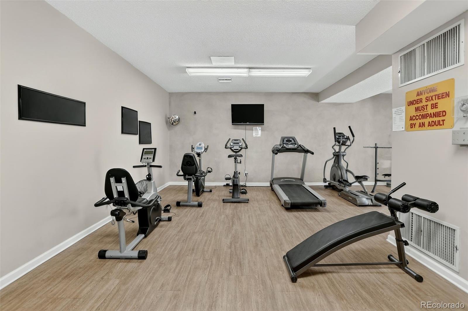 7110 S Gaylord Street Centennial CO 80122
