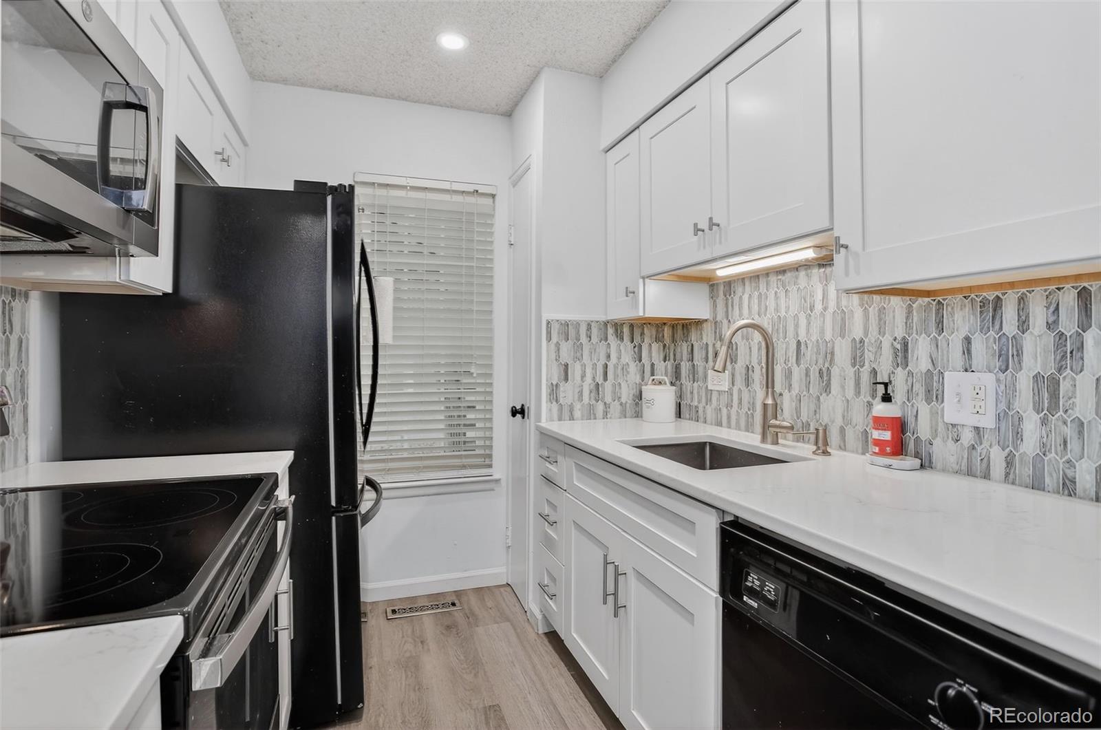 7110 S Gaylord Street Centennial CO 80122