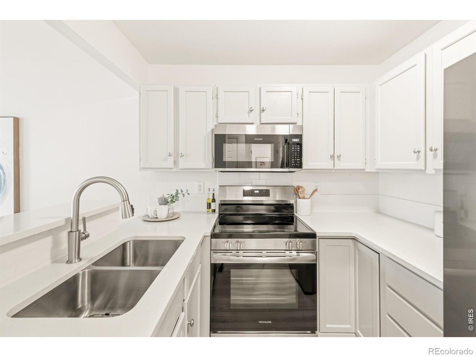 2106 Meadow Court Longmont CO 80501