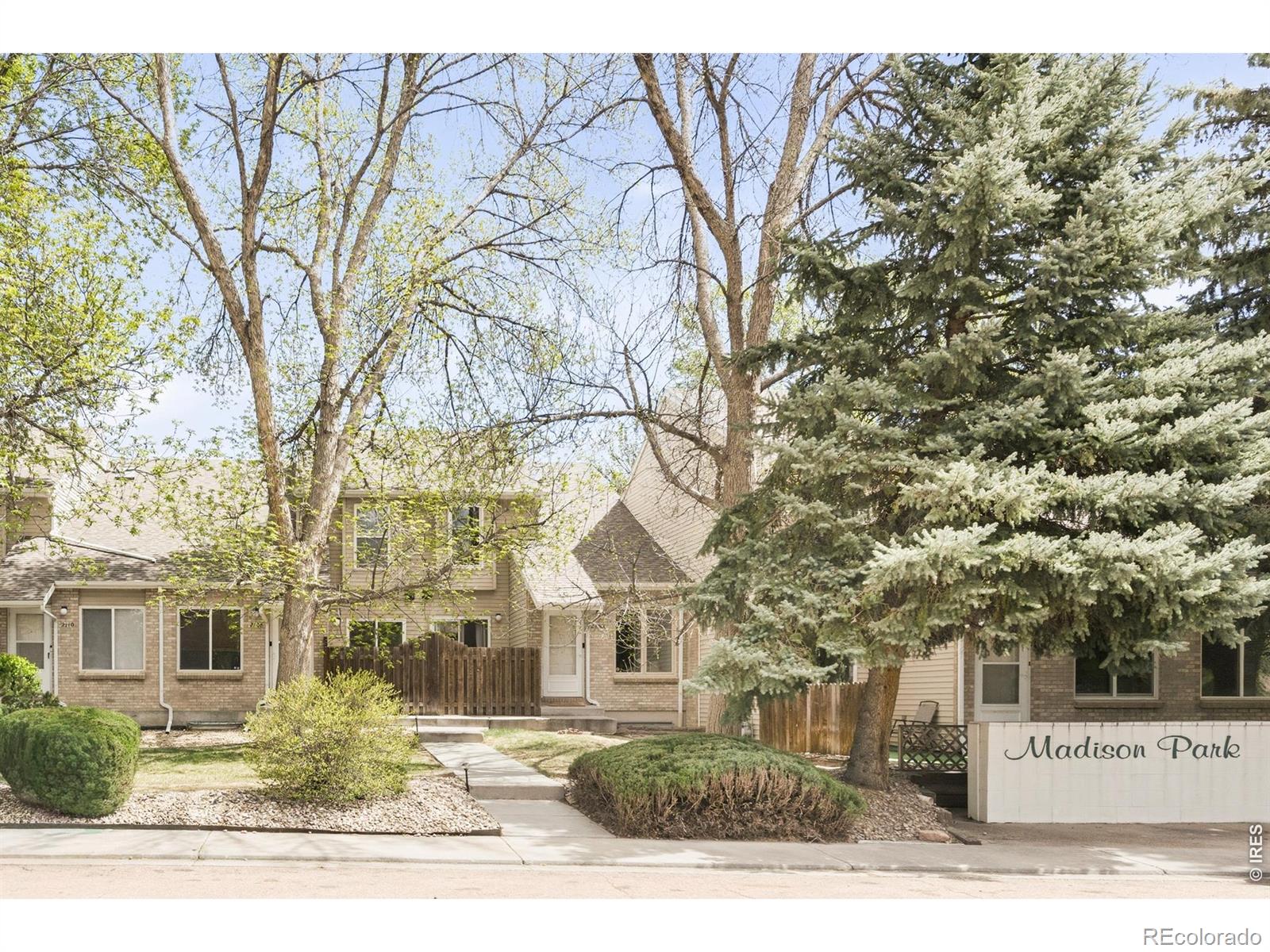 2106 Meadow Court Longmont CO 80501