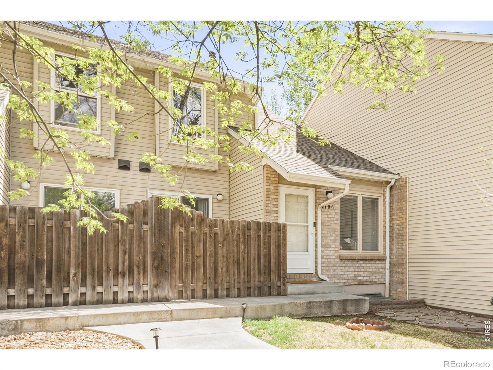 2106 Meadow Court Longmont CO 80501