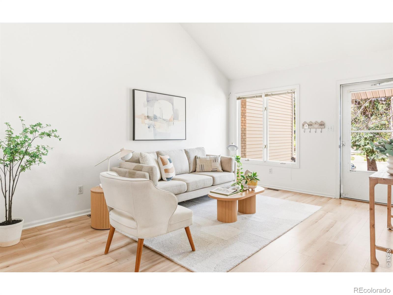 2106 Meadow Court Longmont CO 80501