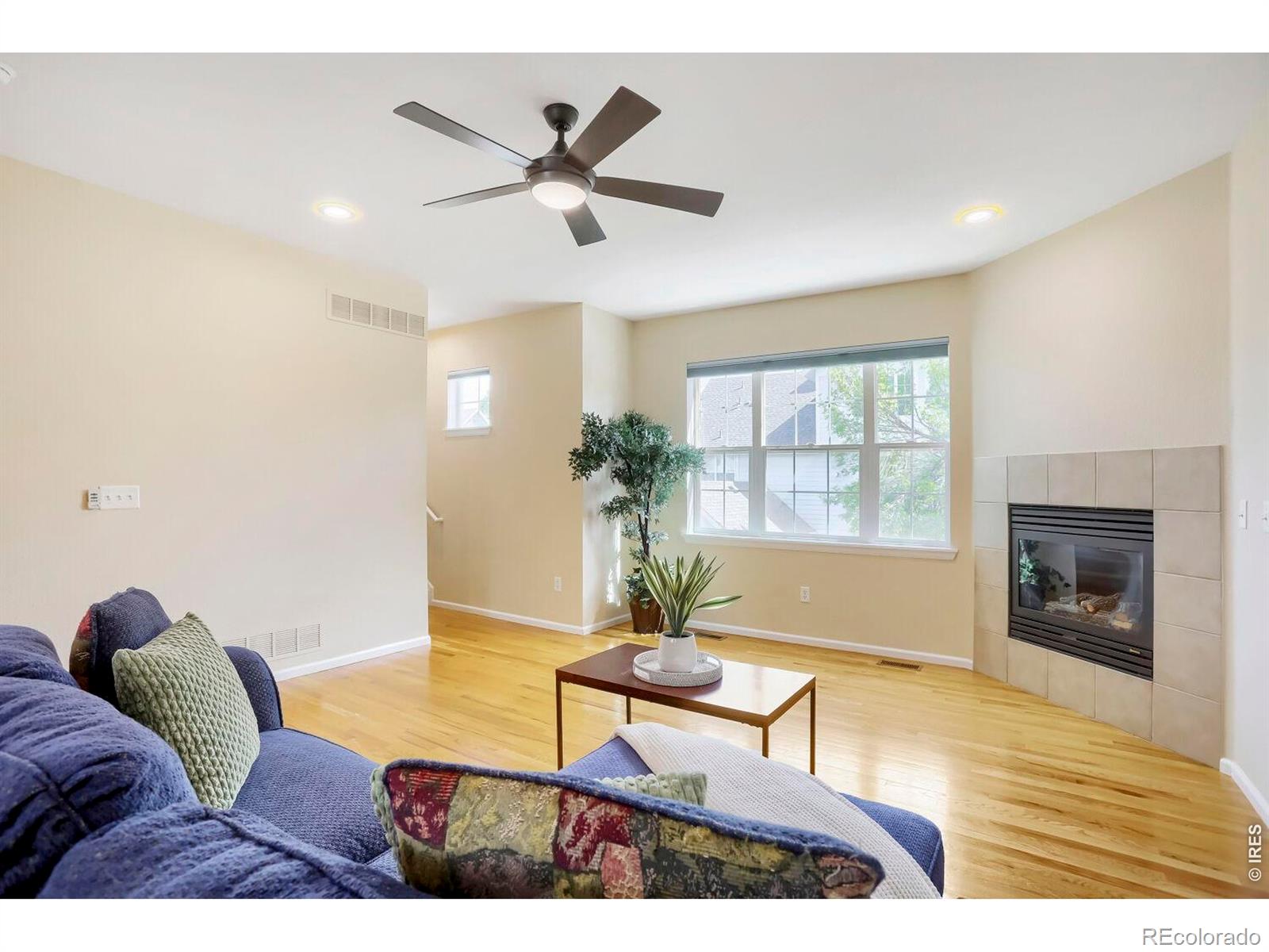 2261 Watersong Circle Longmont CO 80504