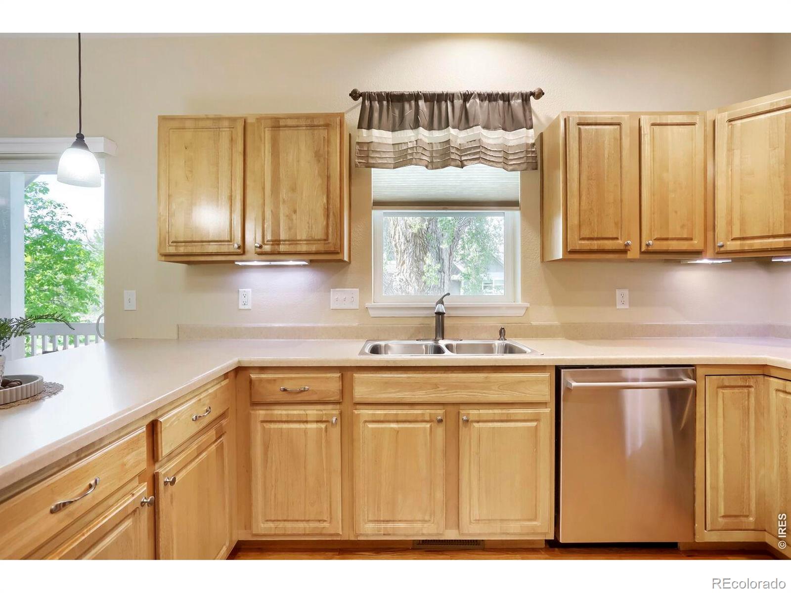 2261 Watersong Circle Longmont CO 80504