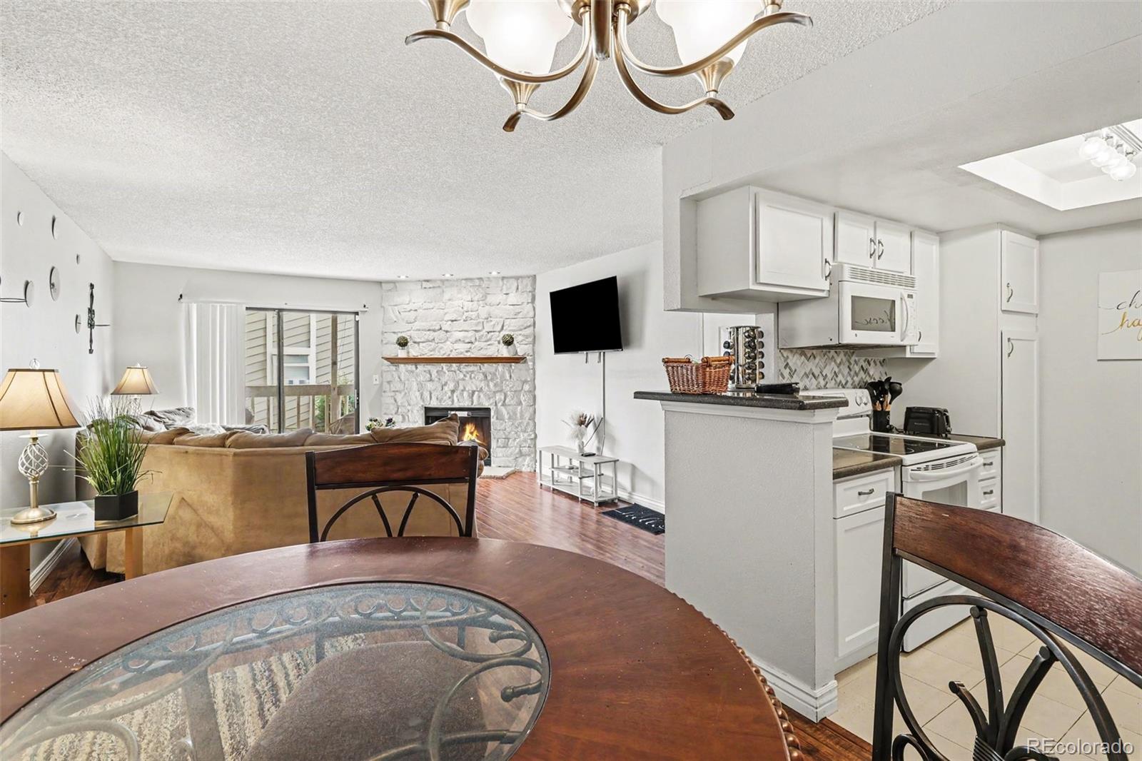8225 Fairmount Drive Denver CO 80247