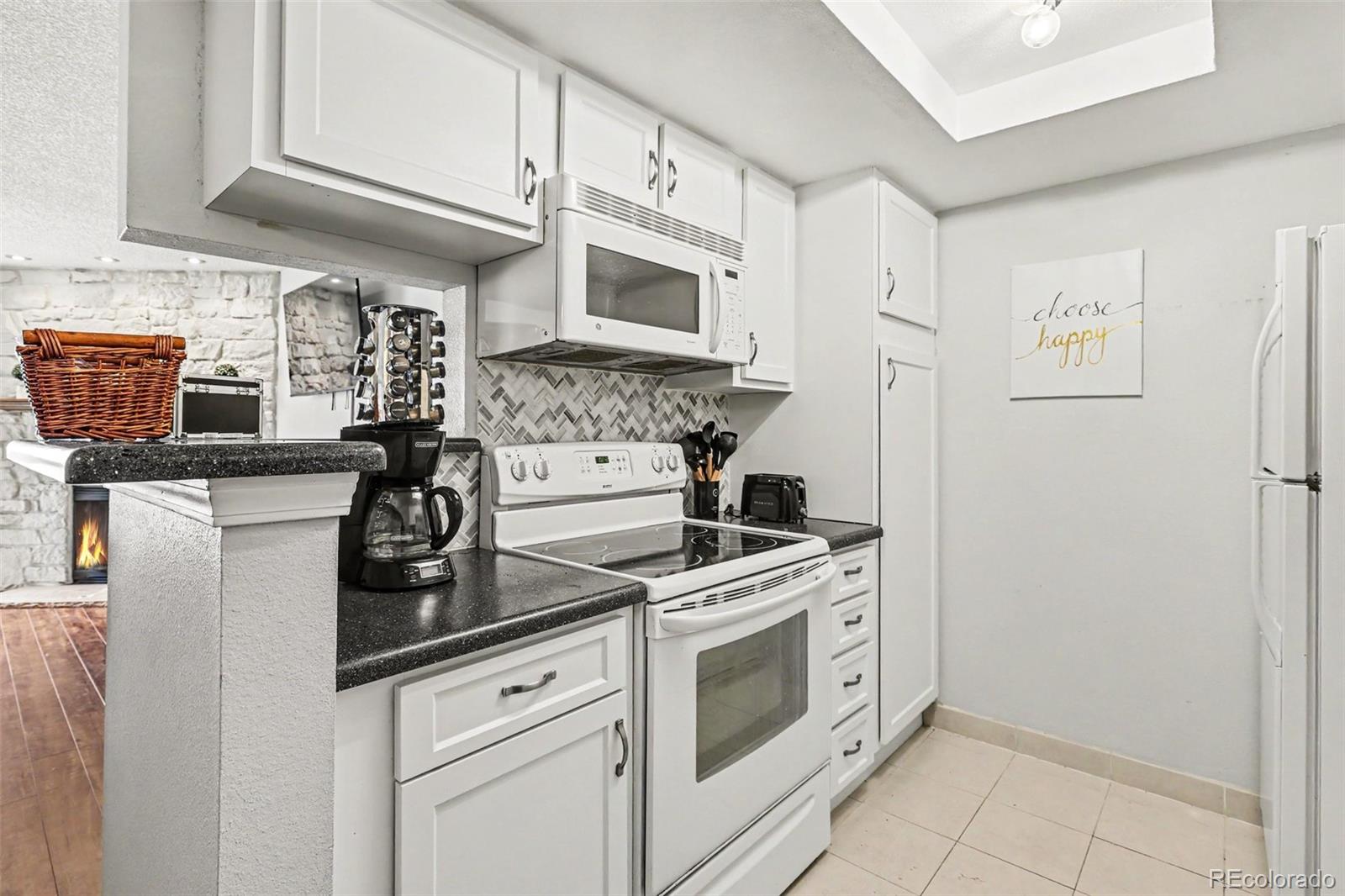 8225 Fairmount Drive Denver CO 80247