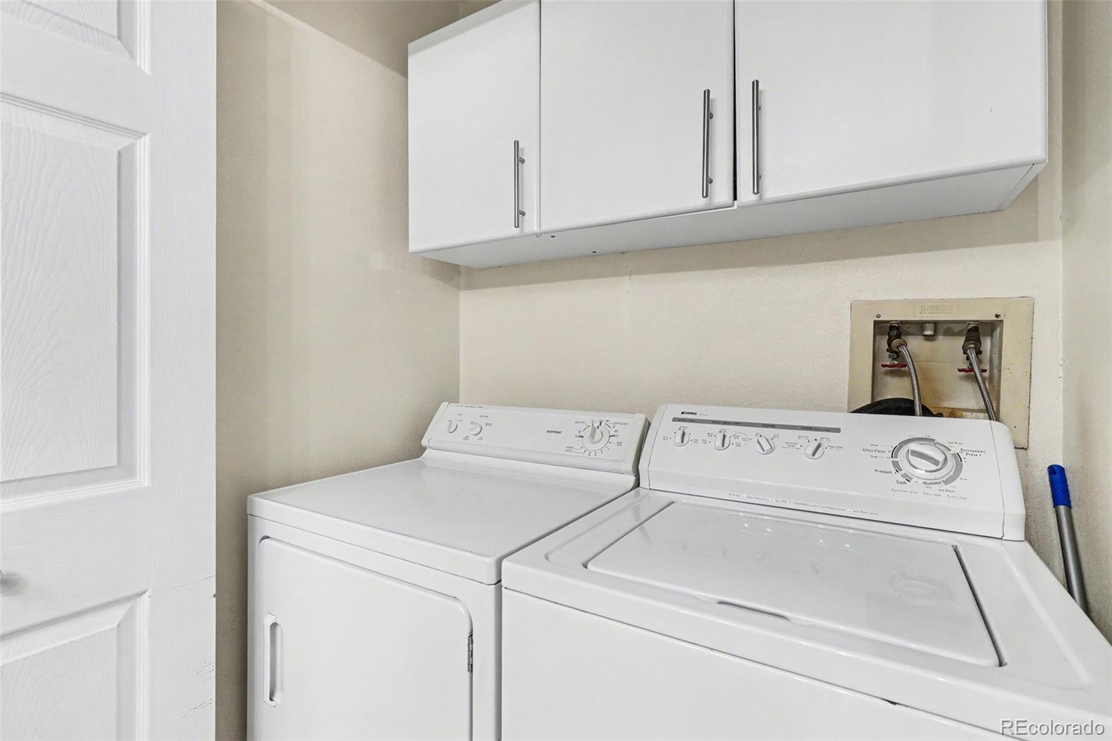 8225 Fairmount Drive Denver CO 80247