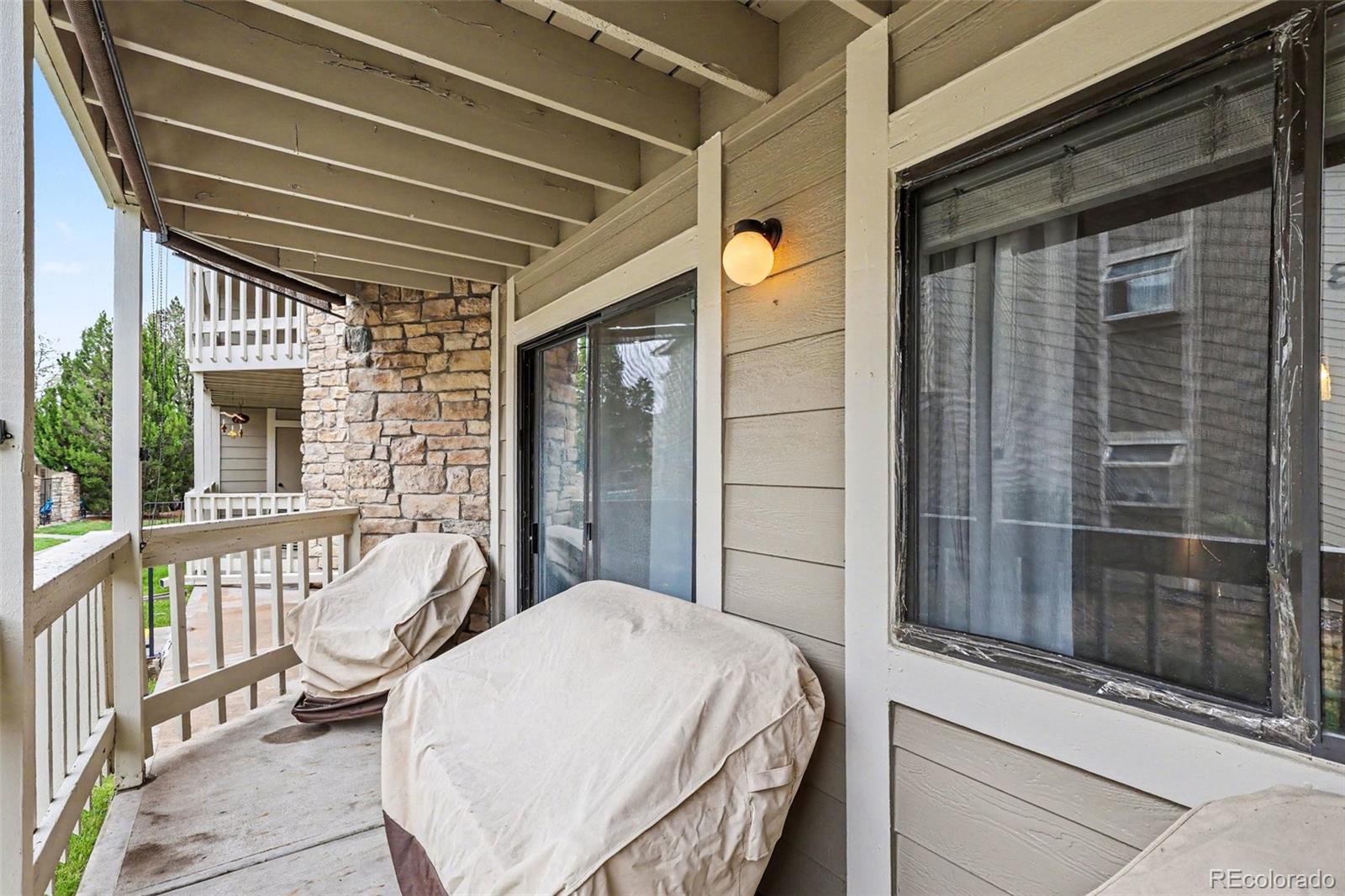 8225 Fairmount Drive Denver CO 80247