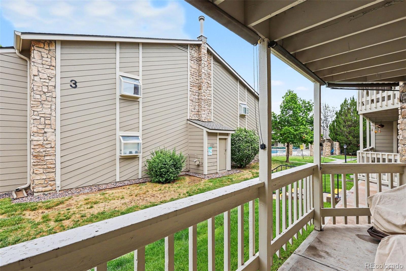 8225 Fairmount Drive Denver CO 80247