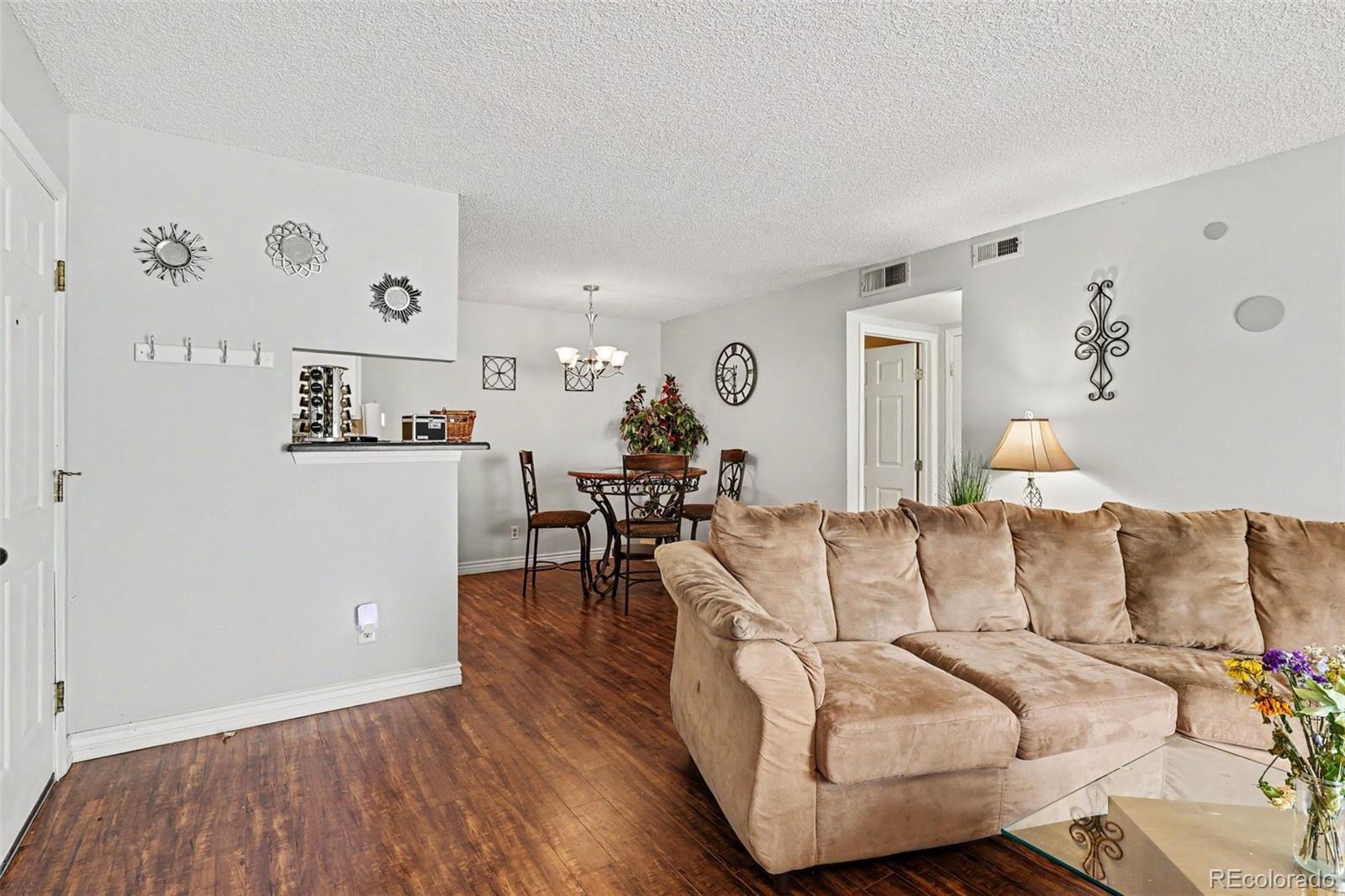 8225 Fairmount Drive Denver CO 80247