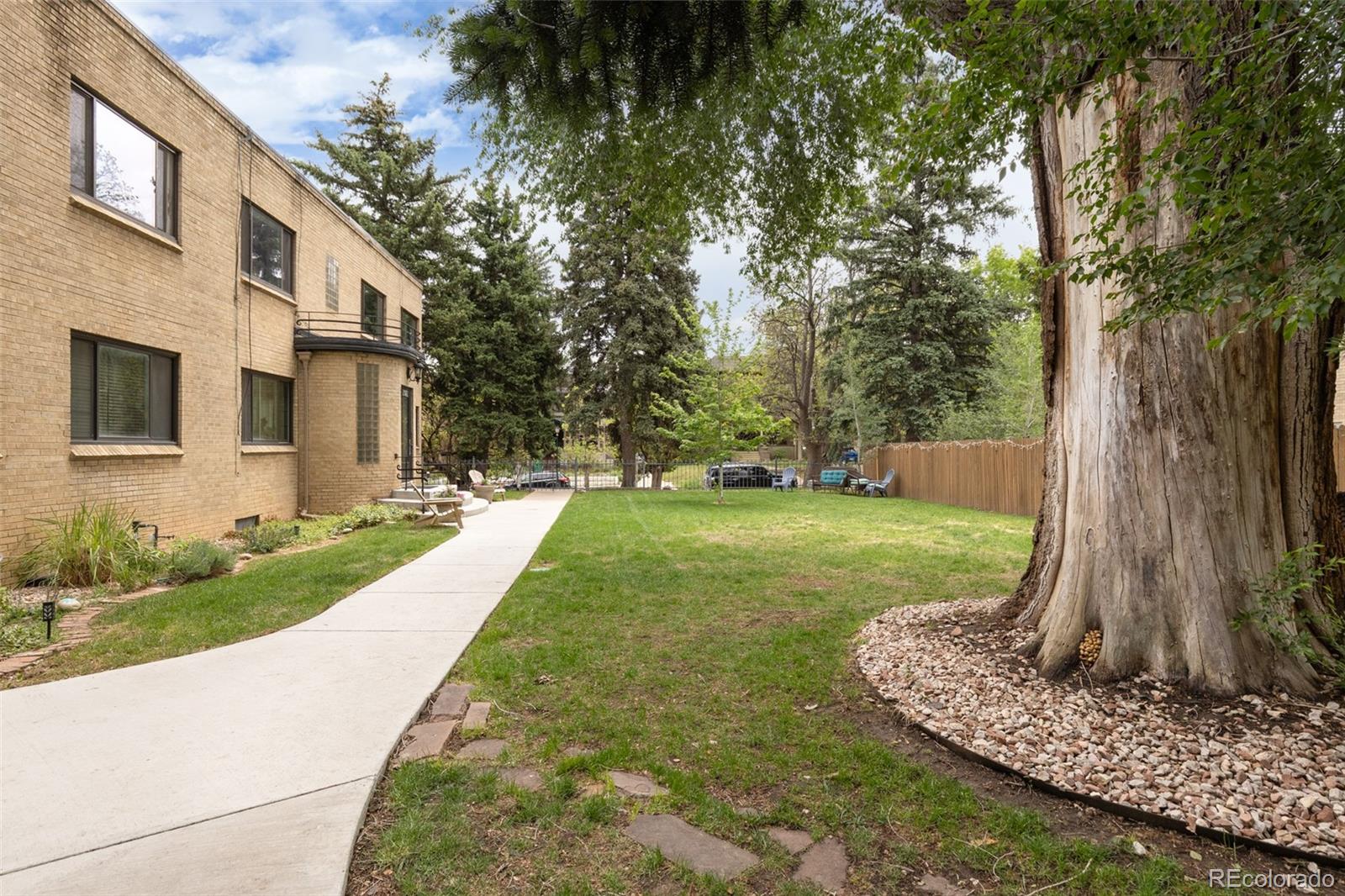 1481 Ash Street Denver CO 80220